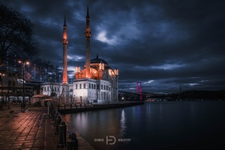 The mosque and the bridge